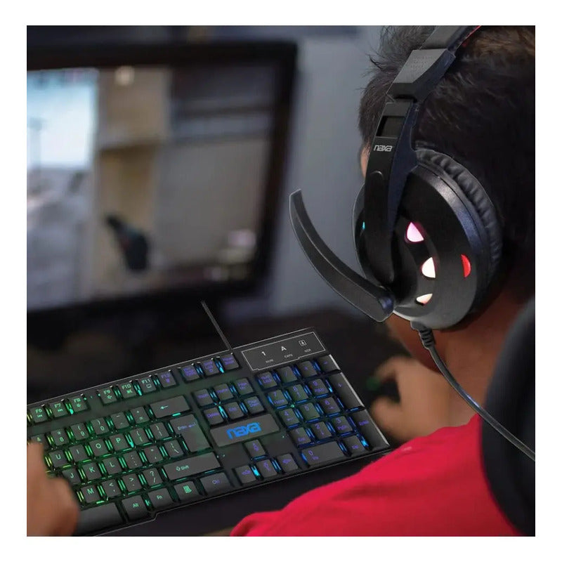 Teclado Gamer Retroiluminado Led Con Mouse, Audifonos Naxa Negro