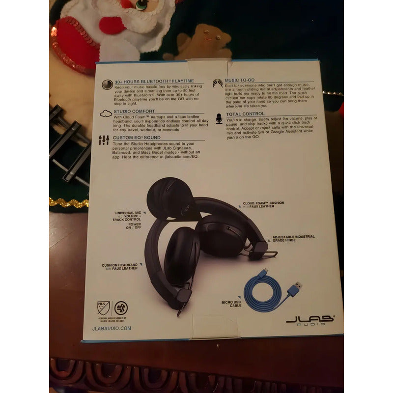Audífonos Diadema On-ear Jlab Studio Wireless Bluetooth Negro 30hrs