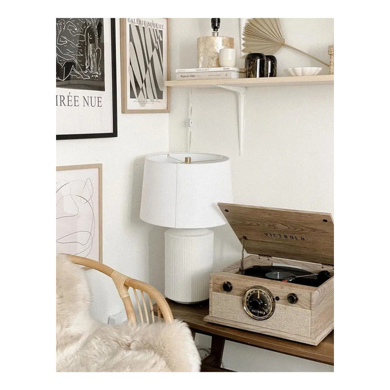 Victrola 4-en-1 Cambridge Oatmeal Tocadiscos Bluetooth Farmhouse Oatmeal